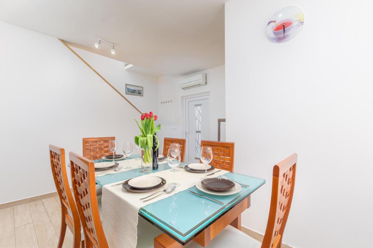 Kuca Lana Apartment Medulin Bagian luar foto