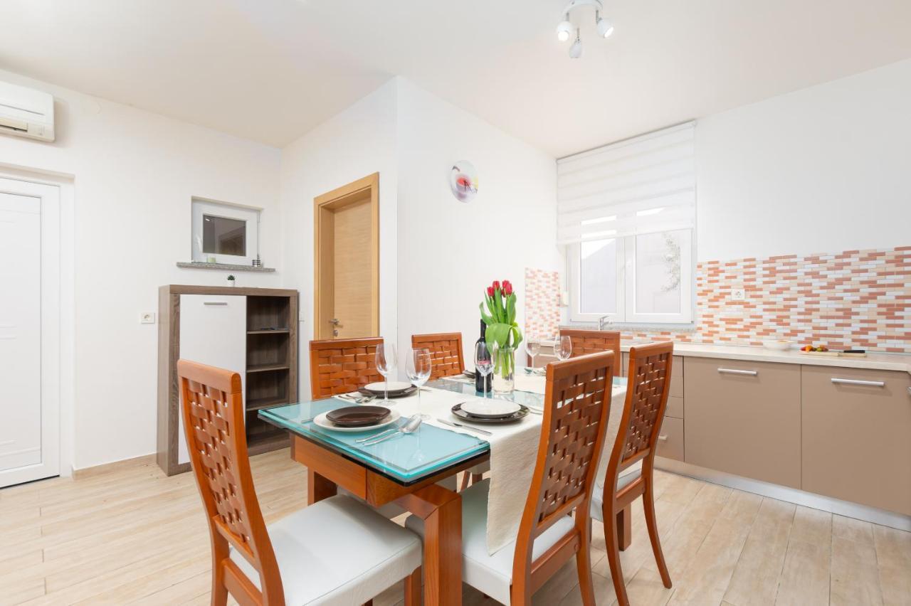 Kuca Lana Apartment Medulin Bagian luar foto