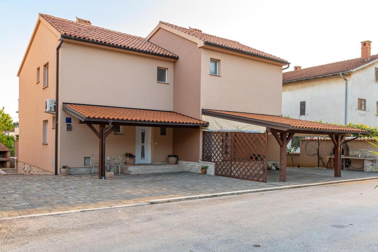 Kuca Lana Apartment Medulin Bagian luar foto