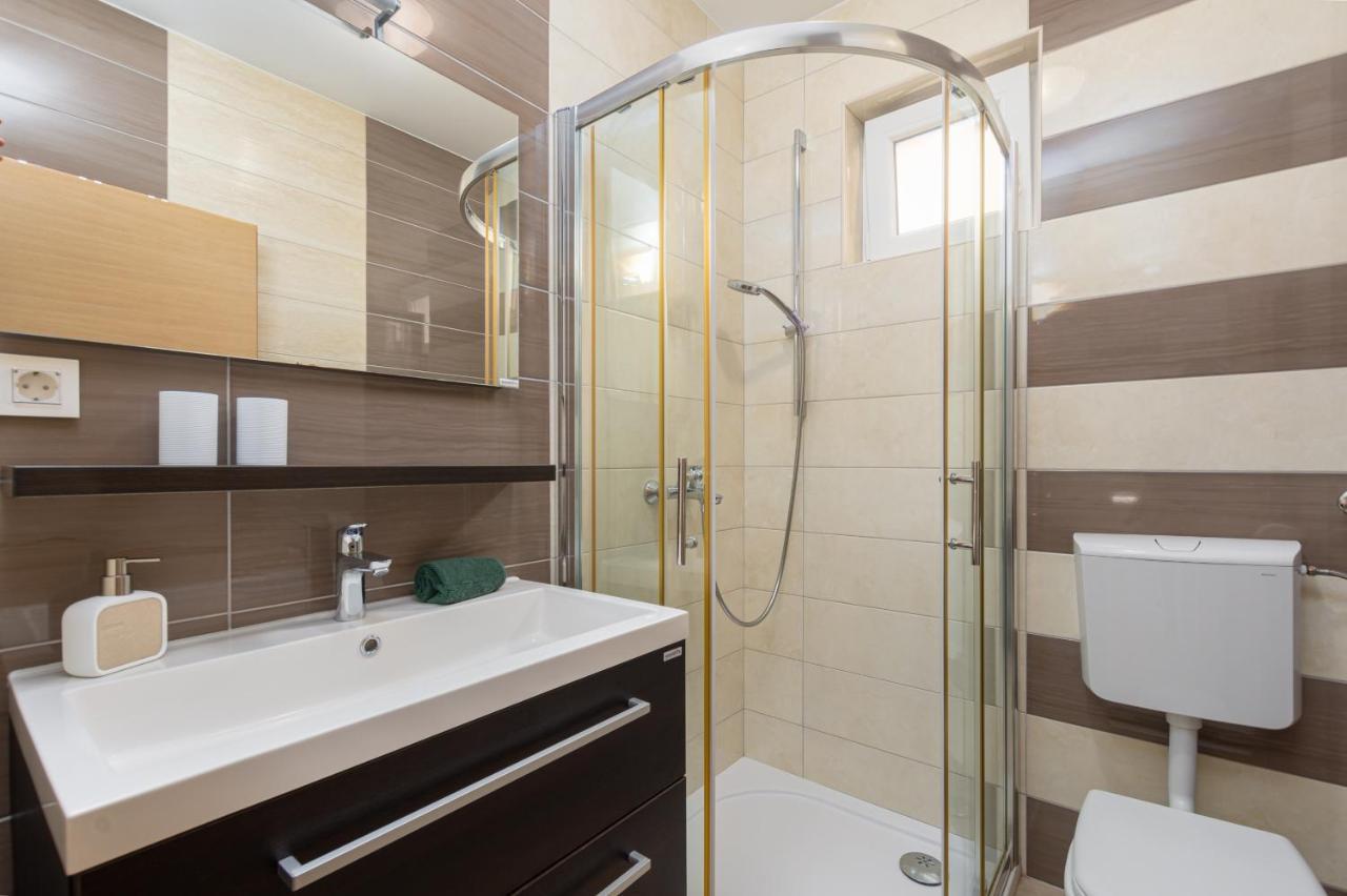 Kuca Lana Apartment Medulin Bagian luar foto