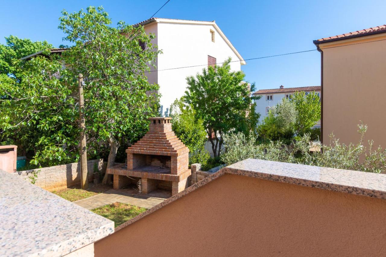 Kuca Lana Apartment Medulin Bagian luar foto