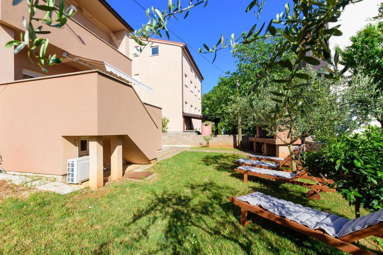 Kuca Lana Apartment Medulin Bagian luar foto
