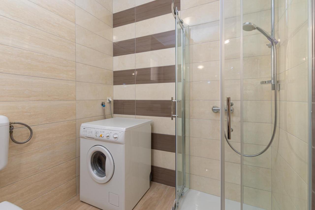 Kuca Lana Apartment Medulin Bagian luar foto