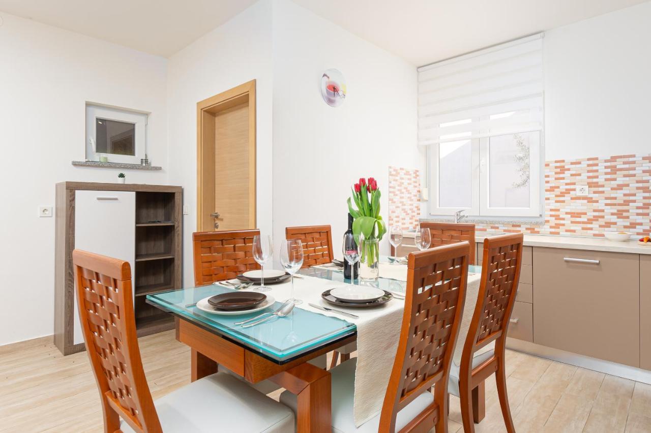 Kuca Lana Apartment Medulin Bagian luar foto