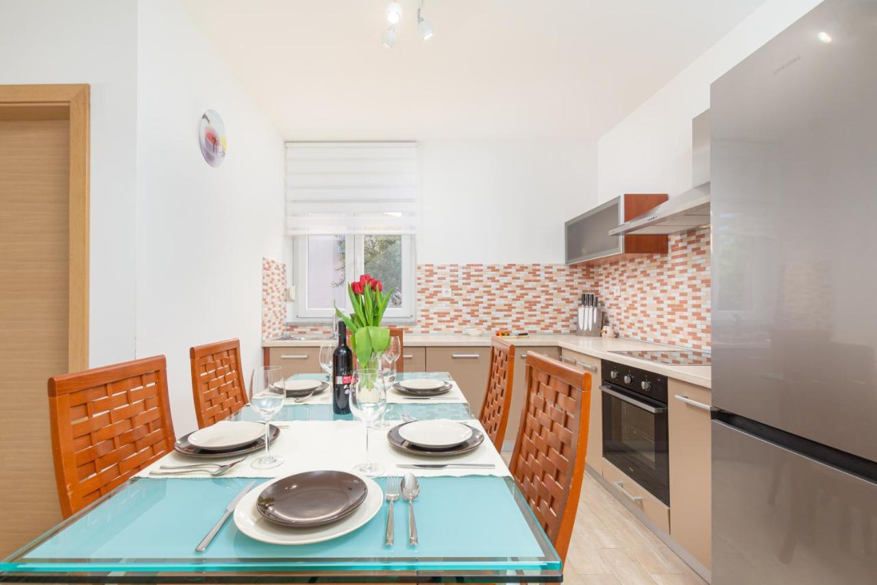 Kuca Lana Apartment Medulin Bagian luar foto