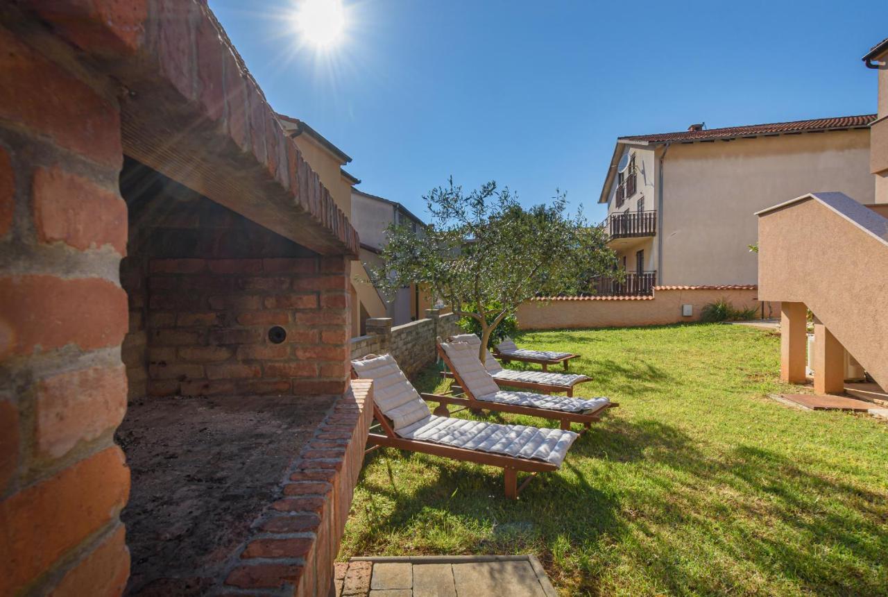 Kuca Lana Apartment Medulin Bagian luar foto
